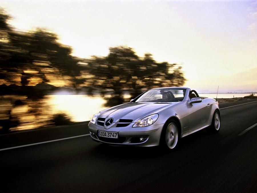  Mercedes-Benz SLK350 2005 года  (фото 20 из 103)